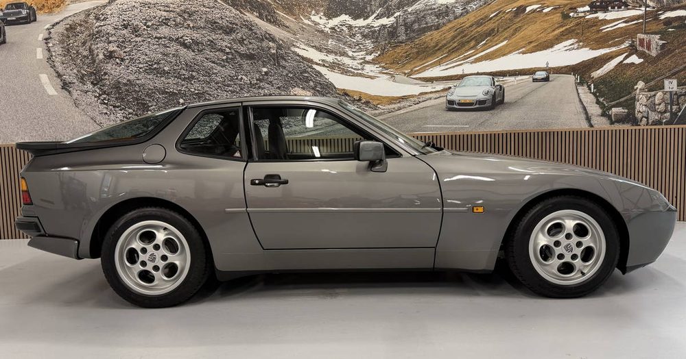 1988 Porsche 944 Turbo Coupé