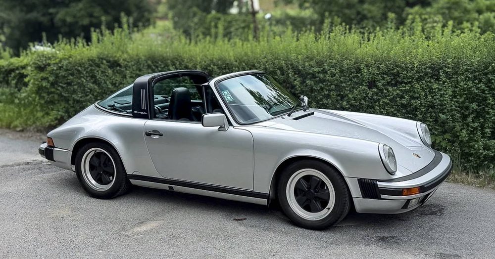 1988 Porsche 911 Carrera 3.2