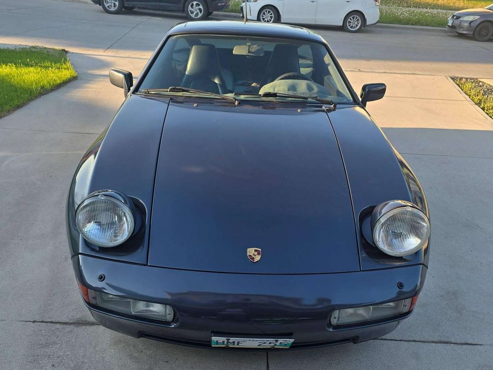 1990 Porsche 928 S4