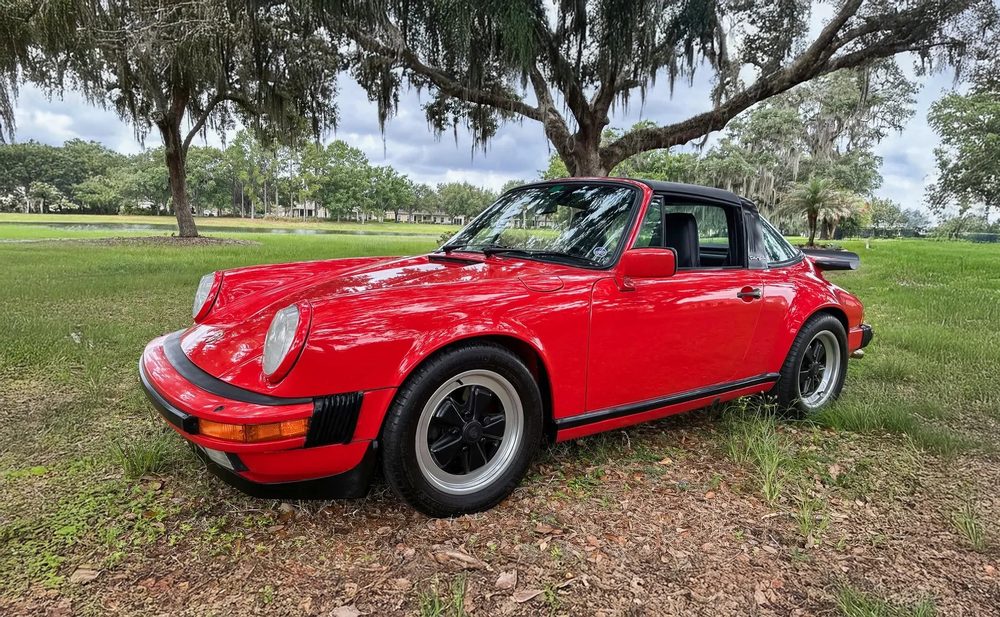 1985 Porsche 911 Carrera 3.2 Targa