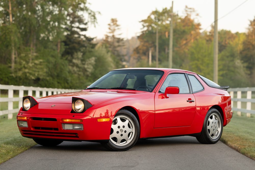 1989 Porsche 944 S2