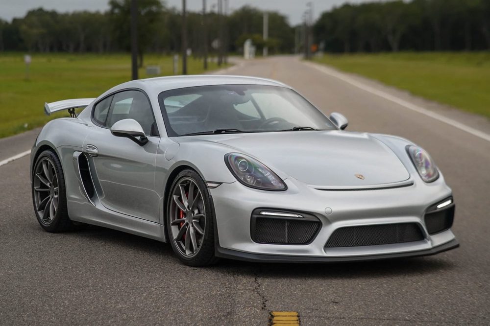2016 Porsche 981 Cayman GT4