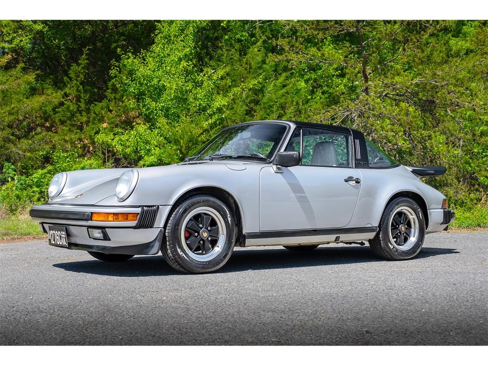 1987 Porsche 911 Carrera 3.2 Targa