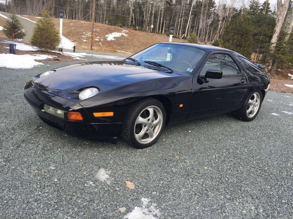 1990 Porsche 928 S4